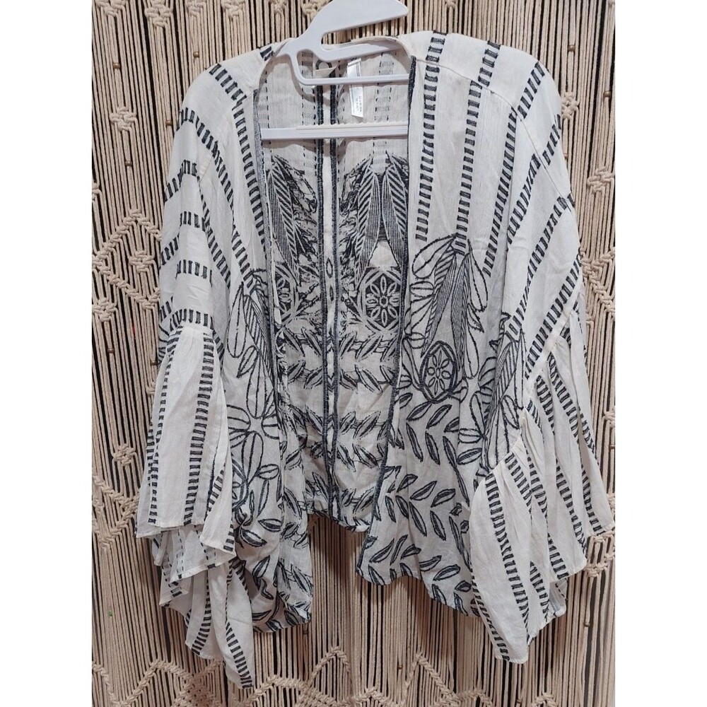 Anthropologie Annabella Ruffled Kimono One Size